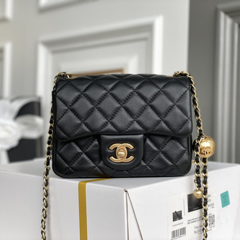 Chanel Round Bags - Click Image to Close